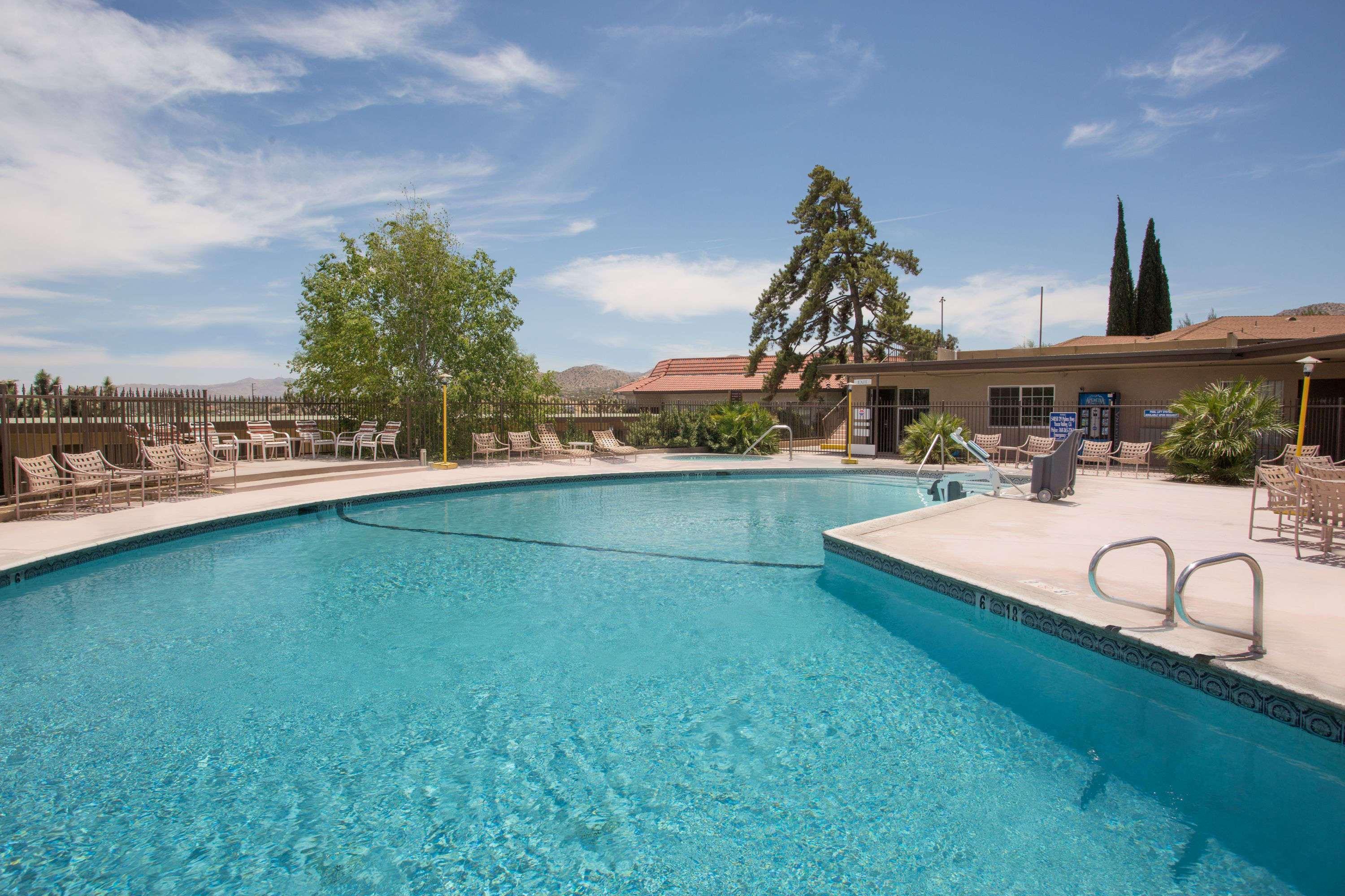 Travelodge Inn & Suites By Wyndham Yucca Valley/Joshua Tree Ngoại thất bức ảnh